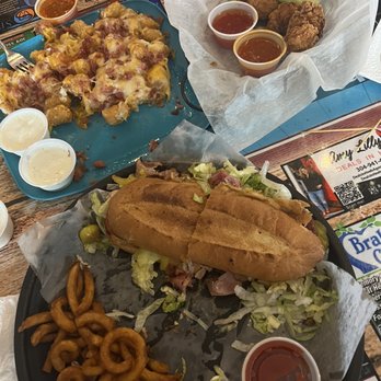 River's Edge Cafe - Burgers Near Me - Saint Albans, West Virginia River's Edge Cafe - Burgers Near Me - Saint Albans, West Virginia