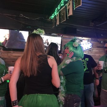 Big League Brews - Sports Bars Near Me - Taylor, Michigan