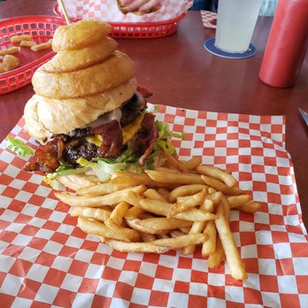 Green Lantern Tavern - A nice big burger!  Get the CJ burger for a good fill up. - American Near Me - Copalis Beach, Washington