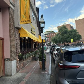 Limoncello Ristorante - Italian Near Me - Boston, Massachusetts