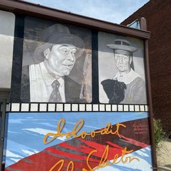 Red Skelton Mural - Idoodit