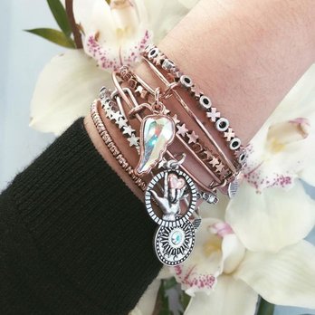 Alex And Ani - Jewelry Near Me - Miami, Florida