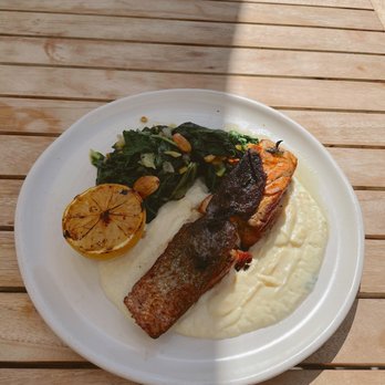 Fig Tree - Herbed Salmon 9/10 ( chefs kiss*) - Cafes Near Me - Los Angeles, California
