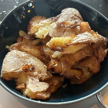 The Crown - Fingerling potato - Cocktail Bars Near Me - New York, New York The Crown - Fingerling potato - Cocktail Bars Near Me - New York, New York