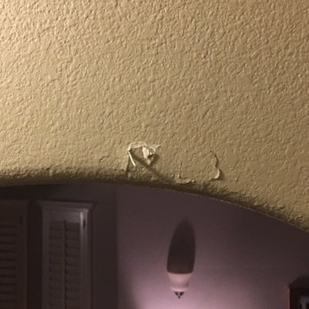 Edward's Homes - Cracked interior walls - Home Developers Near Me - El Paso, Texas