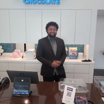 Royce Chocolate - Chocolatiers & Shops Near Me - Frisco, Texas