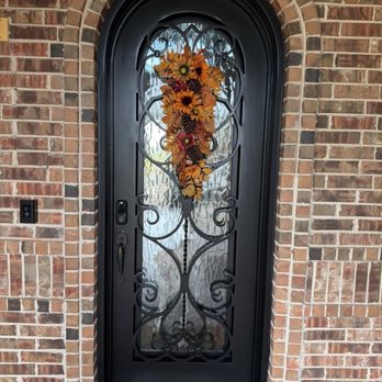 Sturdy Doors Refinishing - Front door - Painters Near Me - Dallas, Texas Sturdy Doors Refinishing - Front door - Painters Near Me - Dallas, Texas