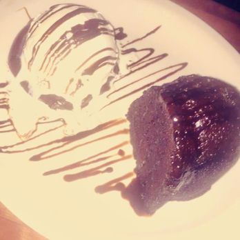 J. Alexander's - Chocolate cake and ice cream - New American Near Me - Ft. Lauderdale, Florida