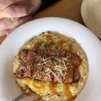 Mj's Raw Bar and Grille - Sausage and grits - Seafood Near Me - New Bern, North Carolina