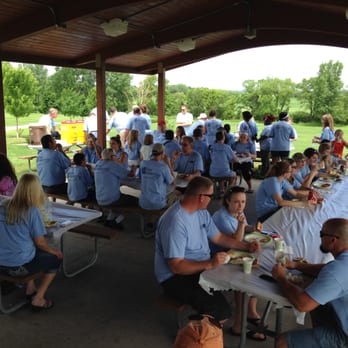 Radiant Church - Our First Serve Community Outreach Team loves to volunteer in our community! - Churches Near Me - Cedar Rapids, Iowa Radiant Church - Our First Serve Community Outreach Team loves to volunteer in our community! - Churches Near Me - Cedar Rapids, Iowa