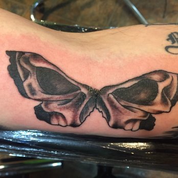 Raz-A-Tat Tattoo - Tattoo Near Me - Bennington, Vermont Raz-A-Tat Tattoo - Tattoo Near Me - Bennington, Vermont
