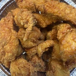 Boneless fried chicken. Amazing stuff happening here Boneless fried chicken. Amazing stuff happening here