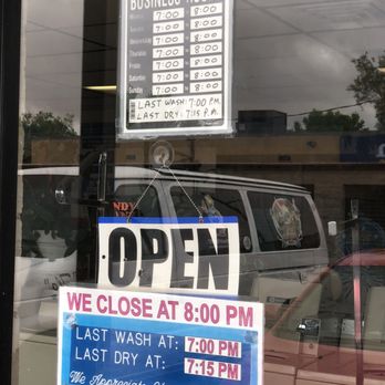 Stillwell Coin Laundry - Self Storage Near Me - Los Lunas, New Mexico