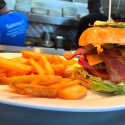 Sammy's Restaurant - Delicious