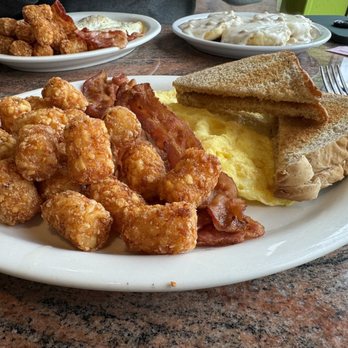 Twig And Leaf - The Triple Loop - Diners Near Me - Louisville, Kentucky Twig And Leaf - The Triple Loop - Diners Near Me - Louisville, Kentucky