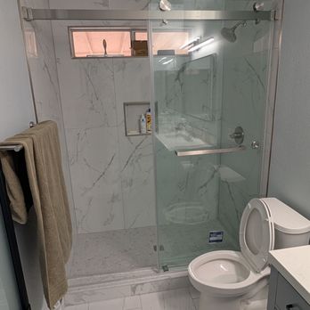 Pelle Construction - Bathroom remodel - General Contractors Near Me