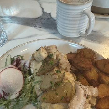 Bar C'est L'eau - This was half of the roasted chicken & potato crepe that they made as an omelette for me. Delicious! Also very accommodating - French Near Me - Tumwater, Washington