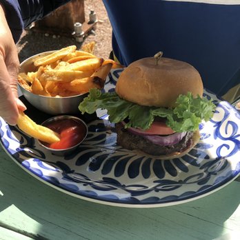 Piggy's Kitchen & Bar - Classic Burger - Breakfast & Brunch Near Me - Houston, Texas