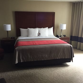 Comfort Inn - King Size Bed. very Comfortable! - Hotels Near Me - Memphis, Tennessee Comfort Inn - King Size Bed. very Comfortable! - Hotels Near Me - Memphis, Tennessee