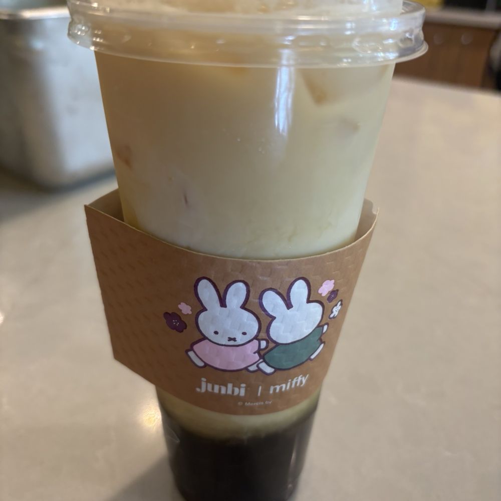 Junbi Matcha - Jasmine milk tea with boba - Cafes Near Me - Seattle, Washington
