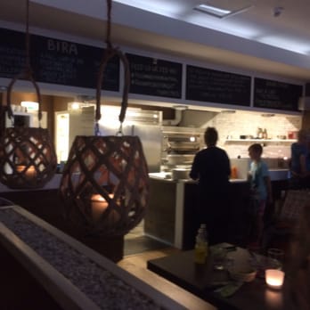 Restaurang Fazana - Mysig "disk" efter att klivit ik - Restaurants Near Me - Nyköping, E Restaurang Fazana - Mysig "disk" efter att klivit ik - Restaurants Near Me - Nyköping, E