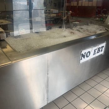 Johnny's Fish Market - Fish on ice - Seafood Markets Near Me - Augusta, Georgia