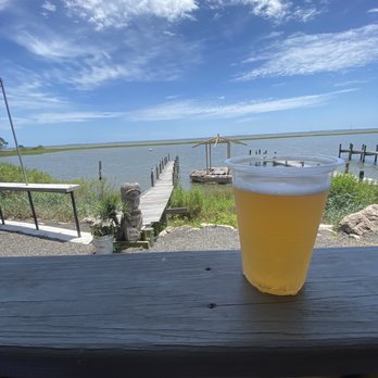 Eastpoint Beer Company  - Let's get tropical - Breweries Near Me - Eastpoint, Florida