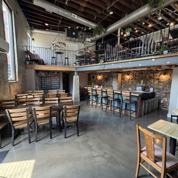 Dream Country Brewing - Look at this great space! I absolutely love it! Support them! - Breweries Near Me - Cookeville, Tennessee Dream Country Brewing - Look at this great space! I absolutely love it! Support them! - Breweries Near Me - Cookeville, Tennessee