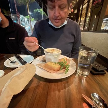 The Kettle - The best French onion soup in LA at 3 am - Diners Near Me - Manhattan Beach, California
