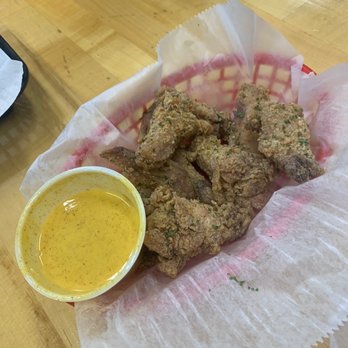 Crawlins Seafood - Friend chicken wings with crack sauce - Seafood Near Me - Terrytown, Louisiana Crawlins Seafood - Friend chicken wings with crack sauce - Seafood Near Me - Terrytown, Louisiana