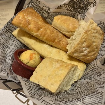 Italian Cucina - Delicious bread and homemade seasoned butter - Italian Near Me - Lakeside, California