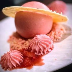 Space 220 Restaurant - Strawberry Saturn