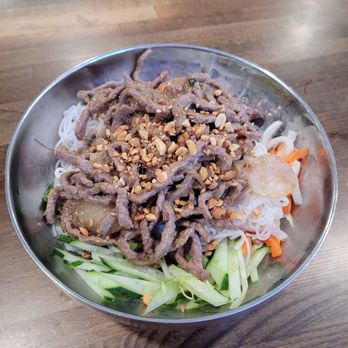 Ba Le Restaurant - The lemon grass beef vermicelli - Vietnamese Near Me - Arlington, Texas