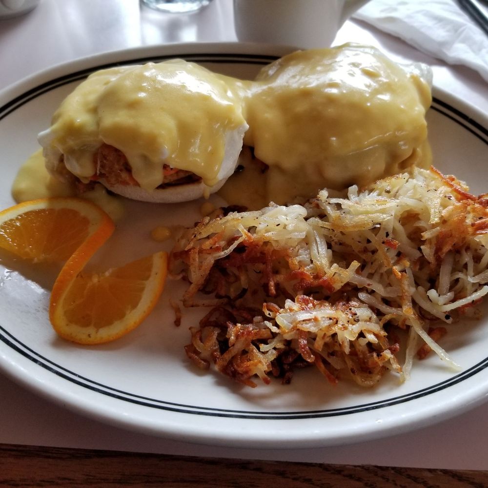Gilpatrick's Hotel Chitina - Snow crab cake bene. Not very good. - Hotels Near Me - Chitina, Alaska Gilpatrick's Hotel Chitina - Snow crab cake bene. Not very good. - Hotels Near Me - Chitina, Alaska
