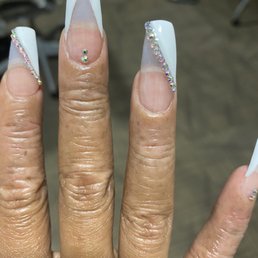 Look how unclean the lines! You can even see my natural nails because They were cheap With the clear gel polish! $80 for this! Look how unclean the lines! You can even see my natural nails because They were cheap With the clear gel polish! $80 for this!