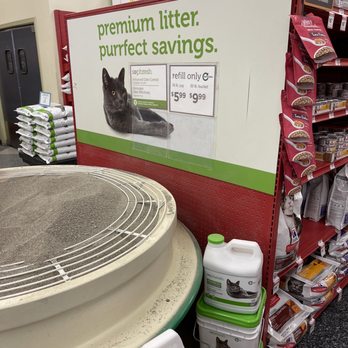 Petco - Bulk cat litter-saves you $ & plastic in the landfill. - Pet Stores Near Me - Las Vegas, Nevada Petco - Bulk cat litter-saves you $ & plastic in the landfill. - Pet Stores Near Me - Las Vegas, Nevada