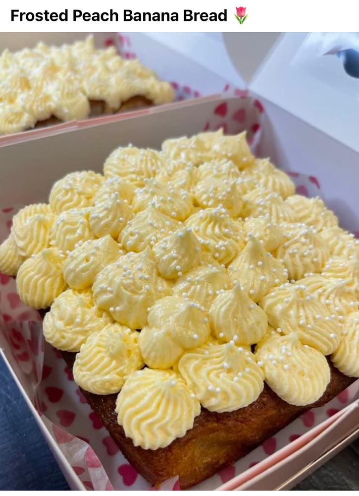 Laura's Home Baked 4 u Logo
