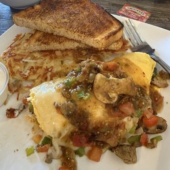 Manny's Place - Omelette - Burgers Near Me - Tacoma, Washington