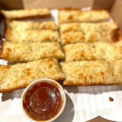 Via 313 Pizza - Cheesy bread didn't disappoint