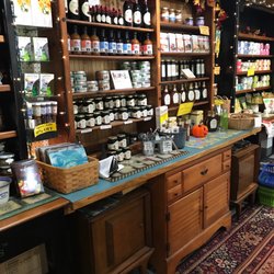 Lammers Glass Gifts & Antiques - Pantry goods