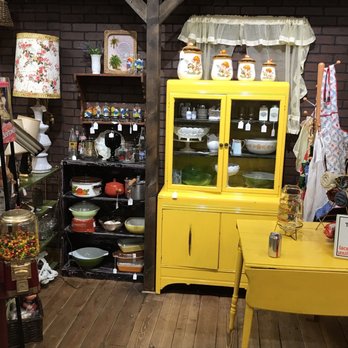 Rosenbery's Old Town Trading - Another fun booth inside of Roseberrys Old Town Trading Co - Antiques Near Me - Clovis, California