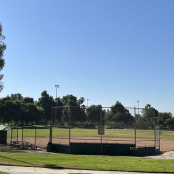 Cahuilla Park - Baseball diamond - Parks Near Me - Claremont, California Cahuilla Park - Baseball diamond - Parks Near Me - Claremont, California