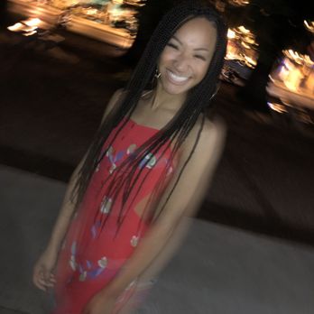 Sharae Latrice - Knotless box braids (photo sesh by my dad lol) - Hair Stylists Near Me - Walnut Creek, California Sharae Latrice - Knotless box braids (photo sesh by my dad lol) - Hair Stylists Near Me - Walnut Creek, California