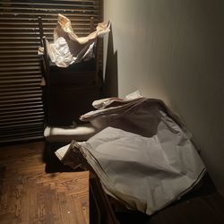 Established Moving & Storage - Mess left and never returned