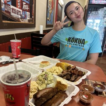TEX 808 BBQ & Brews - Barbeque Near Me - Honolulu, Hawaii