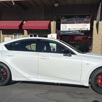 Luxury Tint & Glass Replacement - Top quality Ceramic window tint for Lexus - Car Window Tinting Near Me - Mountain View, California Luxury Tint & Glass Replacement - Top quality Ceramic window tint for Lexus - Car Window Tinting Near Me - Mountain View, California