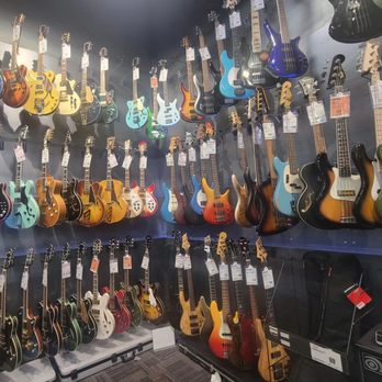 Guitar Center - Musical Instruments & Teachers Near Me - Paramus, New Jersey