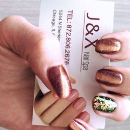 No chip manicure. Excellent work and very nice people. I definitely recommend this place. Thank you for my beautiful nails!