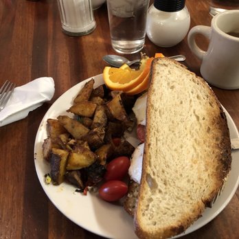 M henry - Fannies Fried Egg Sandwhich - Breakfast & Brunch Near Me - Chicago, Illinois M henry - Fannies Fried Egg Sandwhich - Breakfast & Brunch Near Me - Chicago, Illinois