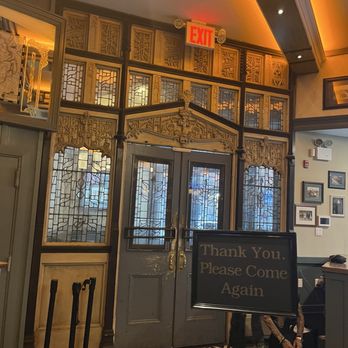 The Joyce Public House - Lots of interesting decorative flourishes - Irish Pub Near Me - New York, New York The Joyce Public House - Lots of interesting decorative flourishes - Irish Pub Near Me - New York, New York